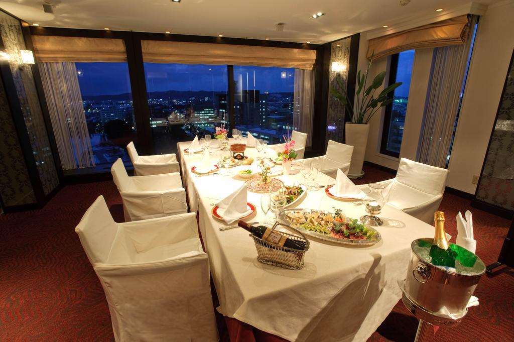 Toyama Daiichi Hotel Bagian luar foto