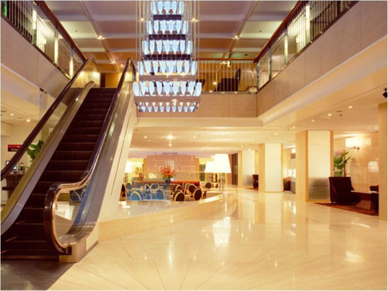 Toyama Daiichi Hotel Bagian luar foto