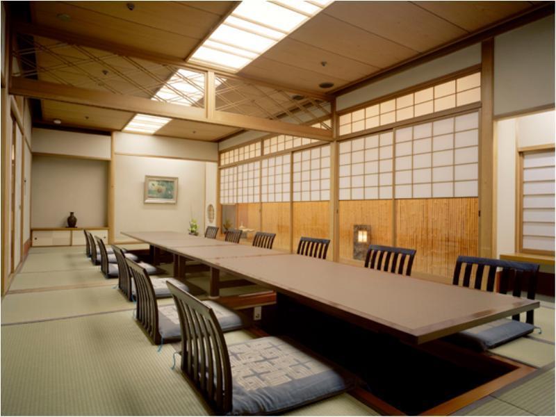 Toyama Daiichi Hotel Bagian luar foto
